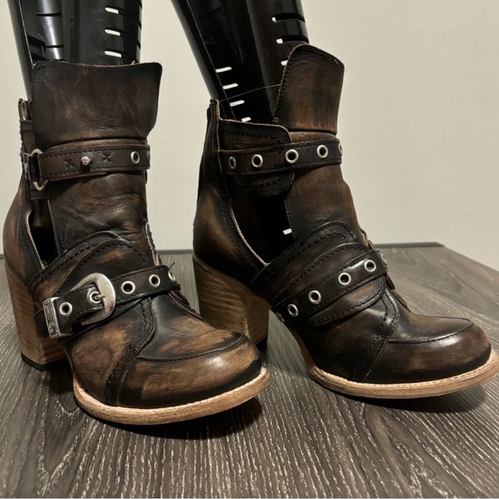 FREEBIRD leather boots